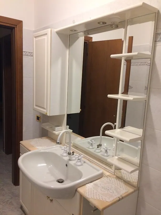 Locazione Turistica Isabella Apartment Castelnuovo del Garda Italy